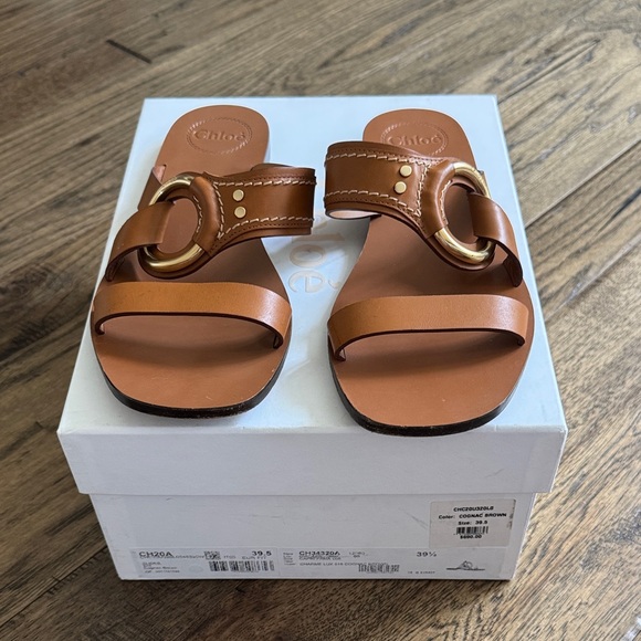 Chloe Sandals - Picture 1 of 6